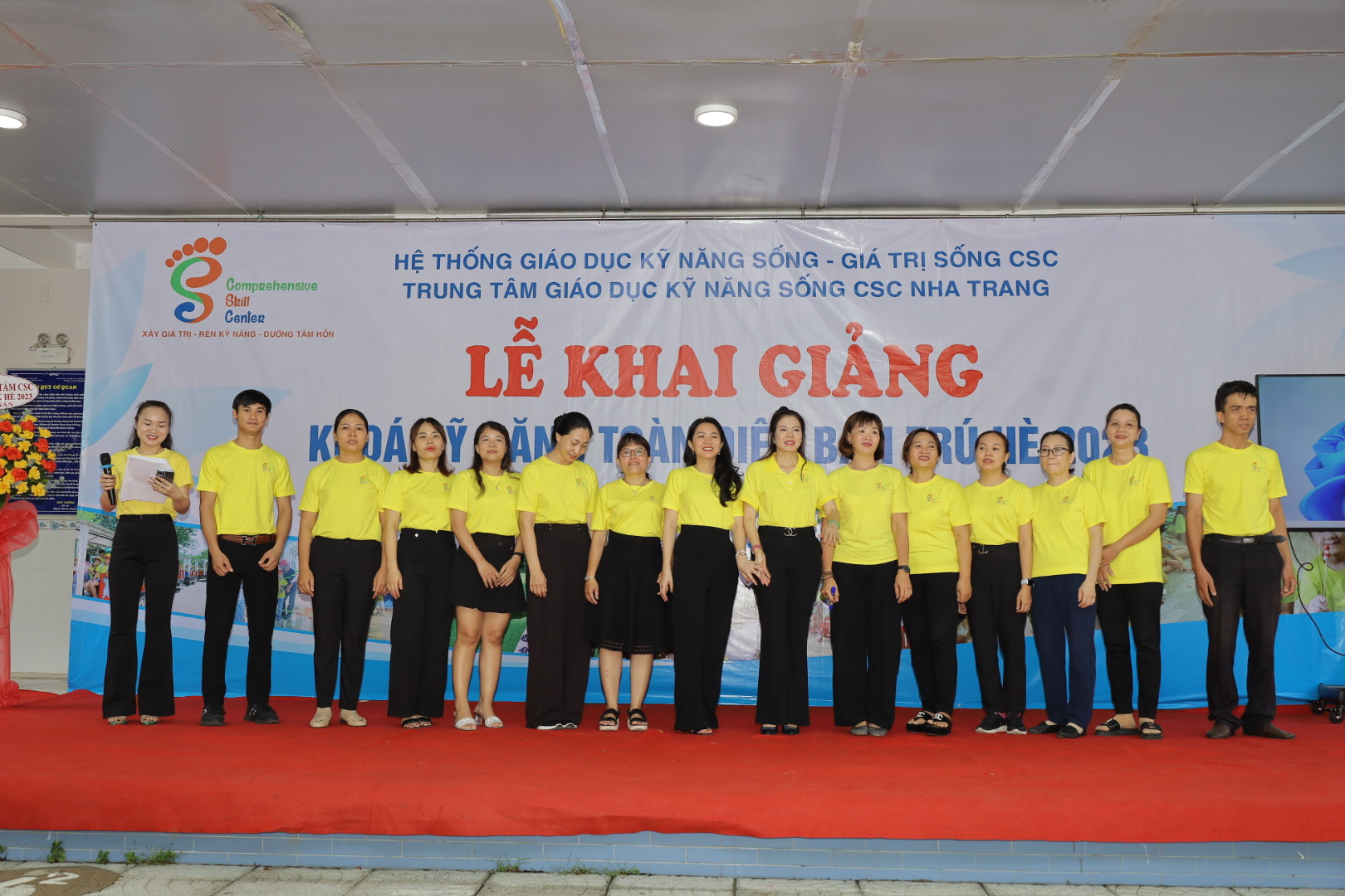 Khai giảng Trại hè Kỹ năng sống bán trú tại cơ sở Nha Trang. 